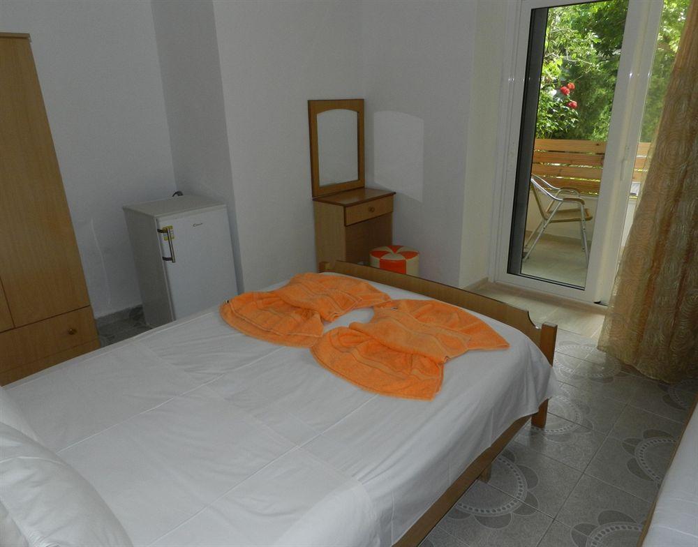 Hotel Mare à Himarë Extérieur photo