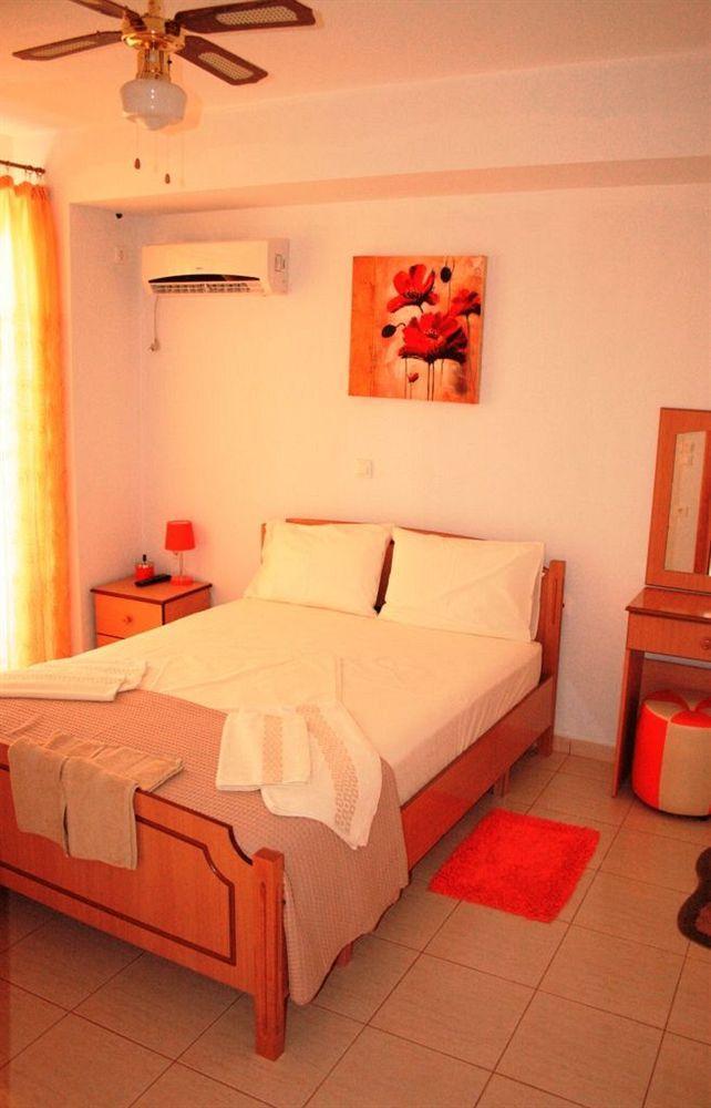 Hotel Mare à Himarë Extérieur photo