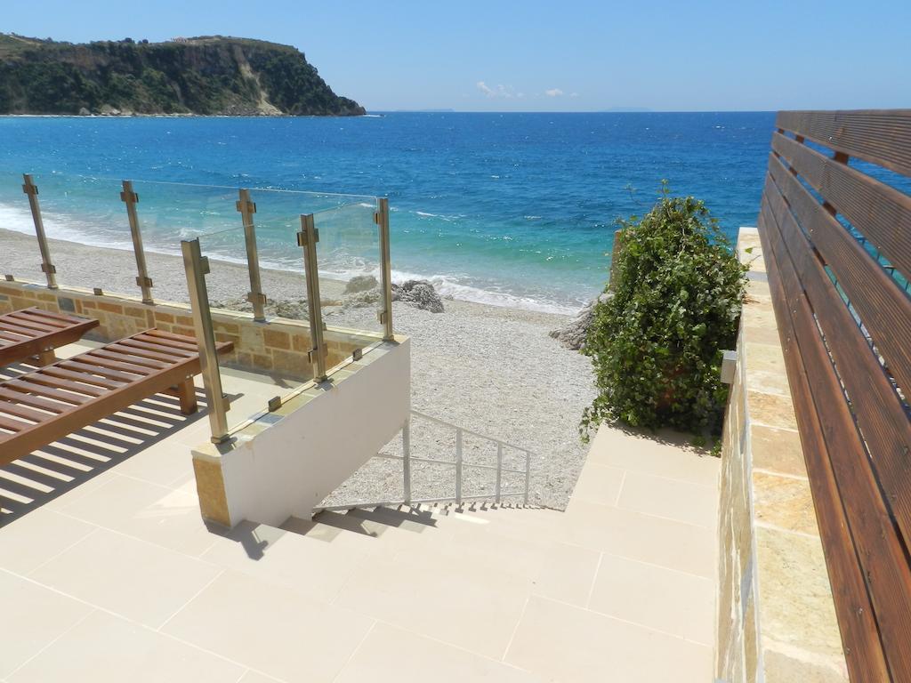 Hotel Mare à Himarë Extérieur photo