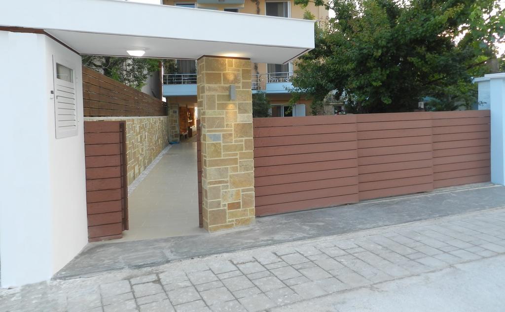 Hotel Mare à Himarë Extérieur photo